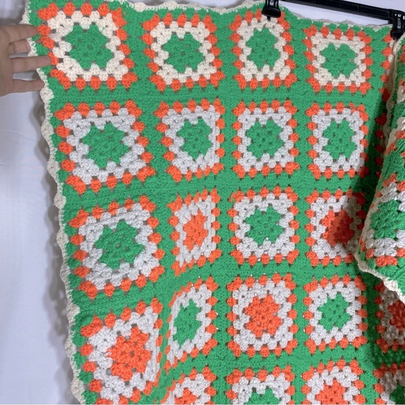 Vintage Handmade Green Orange Cream Granny Square Crochet Afghan Blanket - Picture 9 of 12